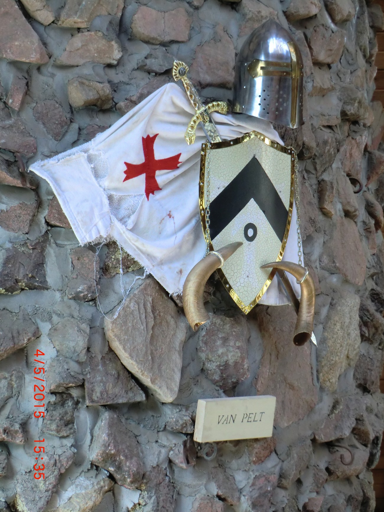 Click image for larger version

Name:	VAN PELT Crest.jpg
Views:	63
Size:	528.0 KB
ID:	494